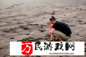 大幅加仓美的、茅台，买入小米，银华基金李晓星：看好港股与A股消费股