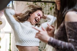 为什么说打开王者荣耀跟进了miniso似的？深度解析IP联名新趋势